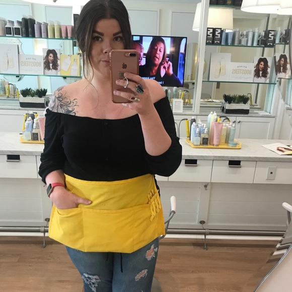 Meet your Posher, Kara - Picture 5 of 5